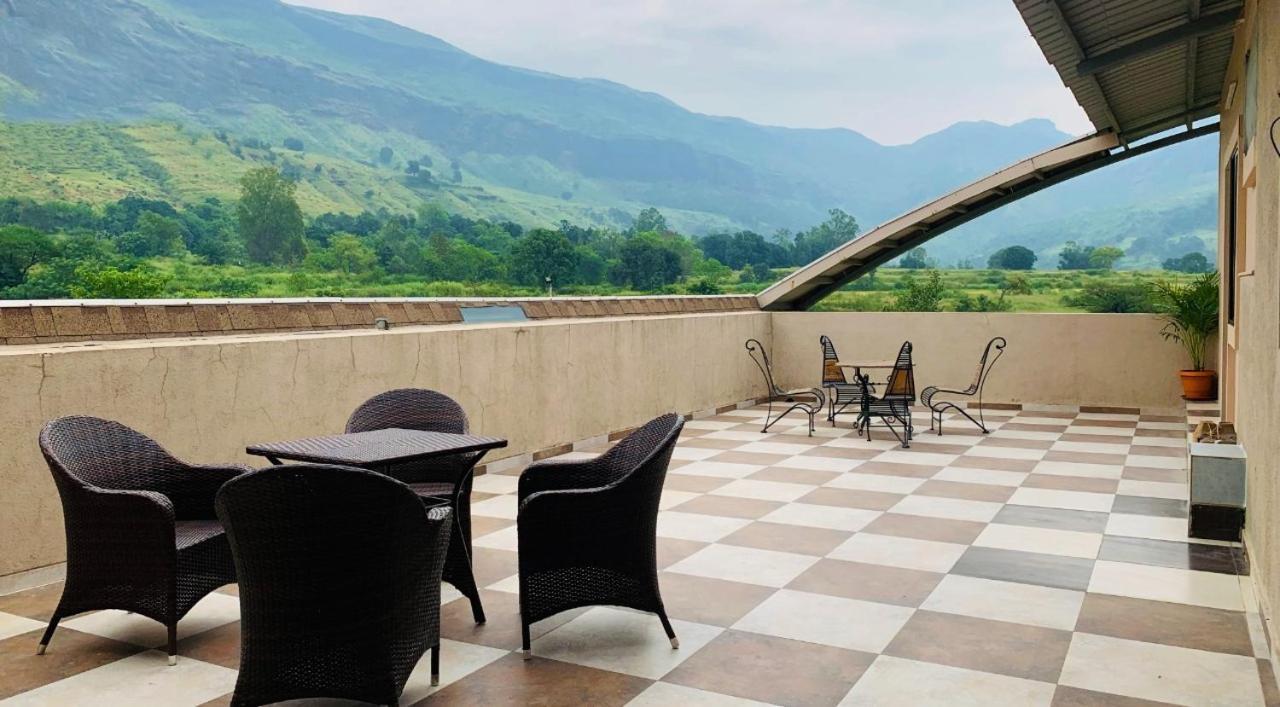 Vila Costa Fortuna 3Bhk Nášik Exteriér fotografie